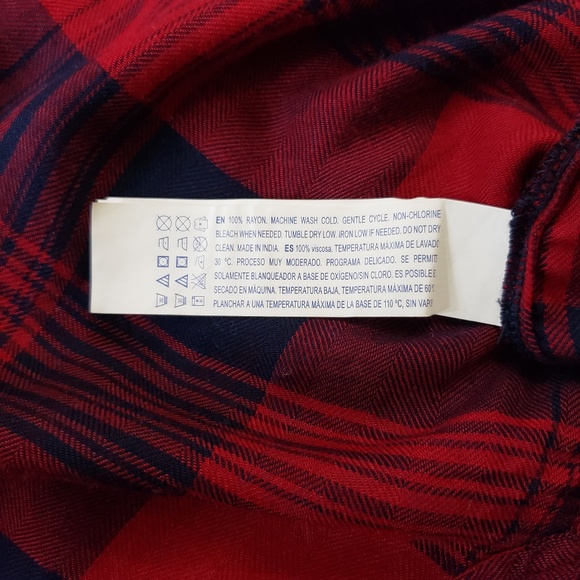 Forever 21 Red Plaid Button Up Top - Picture 5 of 5